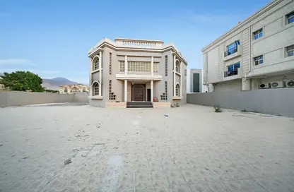 Villa - 4 Bedrooms - 4 Bathrooms for rent in Julfar - Ras Al Khaimah