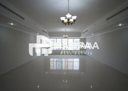 Apartment - 4 bedrooms - 5 bathrooms for rent in Robot Park Tower - Al Khan - Sharjah Apartment - 4 bedrooms - 5 bathrooms for rent in Robot Park Tower - Al Khan - Sharjah