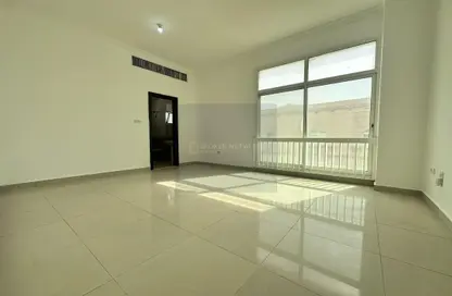 صورة لـ غرفة فارغة شقة - غرفة نوم - 1 حمام للايجار في فيلات مدينة خليفة آيه - مدينة خليفة أ - مدينة خليفة - أبوظبي ، صورة رقم 1