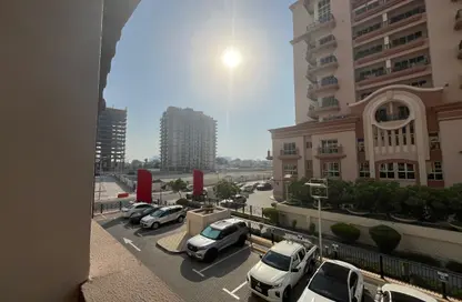 شقة - 1 حمام للبيع في طراز عربي - مساكن القناه المائية - مدينة دبي الرياضية - دبي