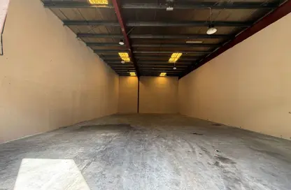 Warehouse - Studio - 1 Bathroom for rent in Sharjah Industrial Area - Sharjah
