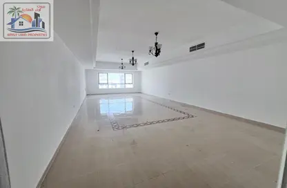 Apartment - 3 Bedrooms - 3 Bathrooms for rent in New Al Taawun Road - Al Taawun - Sharjah