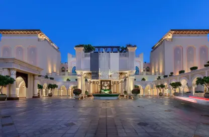 Apartment - 2 Bedrooms - 2 Bathrooms for rent in Shangri-La Hotel - Qaryat Al Beri - Al Maqtaa - Abu Dhabi