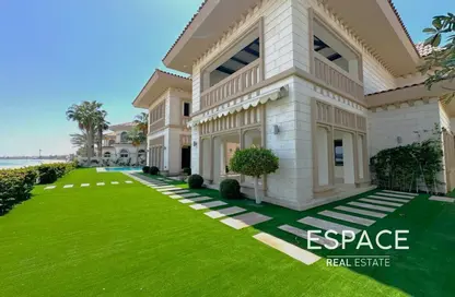 Villa - 6 Bedrooms - 7 Bathrooms for rent in Signature Villas Frond E - Signature Villas - Palm Jumeirah - Dubai