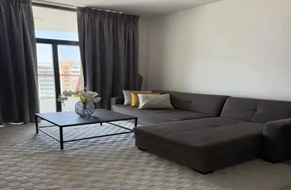 Apartment - 1 Bedroom - 2 Bathrooms for rent in Binghatti Avenue - Al Jaddaf - Dubai