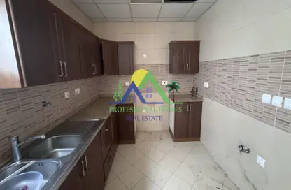 Apartment - 3 Bedrooms - 3 Bathrooms for rent in Asharej - Al Ain
