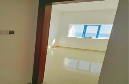 شقة - غرفة نوم - 2 حمامات للايجار في كورنيش الفجيرة - الفجيرة