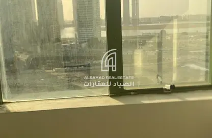 شقة - 2 غرف نوم - 2 حمامات للايجار في برج الوليد - القصباء - الشارقة