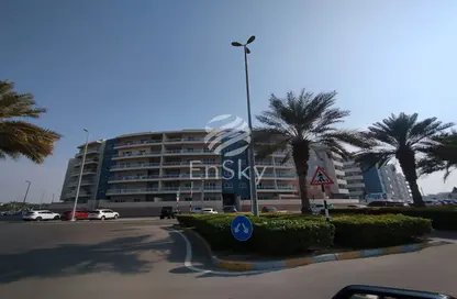 Apartment - 2 Bedrooms - 2 Bathrooms for rent in Tower 1 - Al Reef Downtown - Al Reef - Abu Dhabi