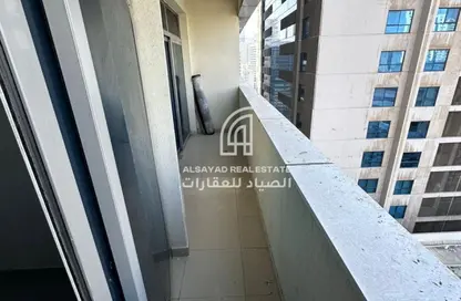 Apartment - 2 Bedrooms - 2 Bathrooms for rent in Al Waleed Tower - Al Qasba - Sharjah