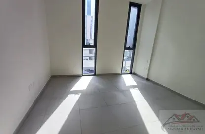 شقة - 1 حمام للبيع في ذا لينك - إيست فييليدج - الجادة - الشارقة