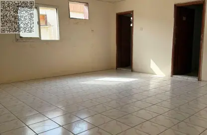 Labor Camp - Studio - 7+ Bathrooms for rent in Industrial Area 10 - Sharjah Industrial Area - Sharjah
