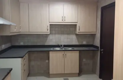 Apartment - 3 Bedrooms - 5 Bathrooms for sale in Ritaj G - Ritaj (Residential Complex) - Dubai Investment Park (DIP) - Dubai