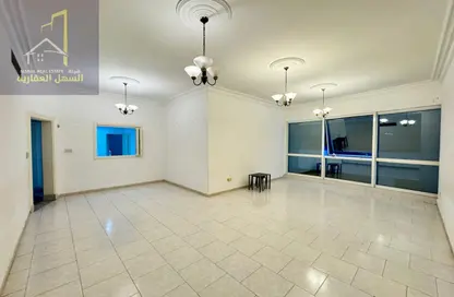 شقة - 3 غرف نوم - 4 حمامات للايجار في برج الياسمين - المجاز 2 - المجاز - الشارقة