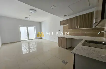 شقة - غرفة نوم - 2 حمامات للايجار في نورا ريزيدنس 1 - نورا ريزيدنس - قرية الجميرا سركل - دبي