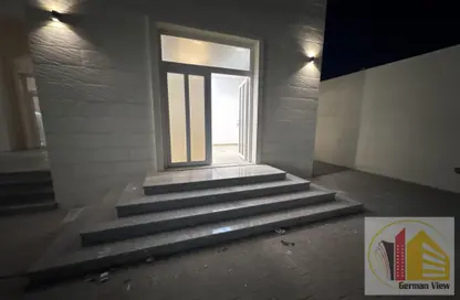 شقة - غرفة نوم - 2 حمامات للايجار في مدينة الرياض - أبوظبي