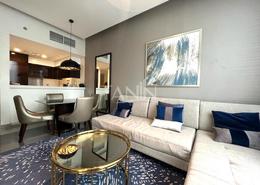 صورةغرفة المعيشة / غرفة الطعام لـ: شقة - 2 غرف نوم - 2 حمامات للبيع في داماك ماجستين - الخليج التجاري - دبي, صورة 1