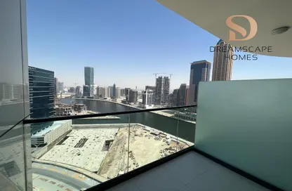 صورة لـ شرفة شقة - غرفة نوم - 2 حمامات للبيع في برج زادا - الخليج التجاري - دبي ، صورة رقم 1
