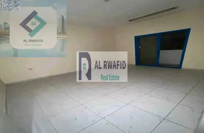 شقة - 2 غرف نوم - 2 حمامات للايجار في مساكن كورنيش عجمان - طريق كورنيش عجمان - عجمان