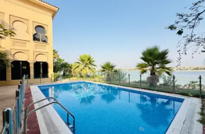 Villa - 6 Bedrooms - 6 Bathrooms for rent in Signature Villas Frond C - Signature Villas - Palm Jumeirah - Dubai