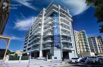 Apartment - 1 Bedroom - 2 Bathrooms for sale in Platinum Residences 1 - Dubai Silicon Oasis - Dubai