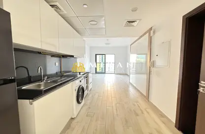 Apartment - 1 Bathroom for rent in RMT Residence - Jumeirah Village Circle - Dubai