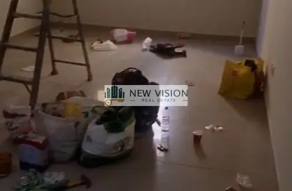 شقة - غرفة نوم - 2 حمامات للايجار في مجمع مويلح - تجارية مويلح - الشارقة