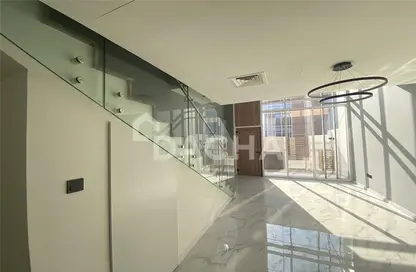 تاون هاوس - غرفة نوم - 2 حمامات للايجار في روكان 3 - دبي لاند - دبي