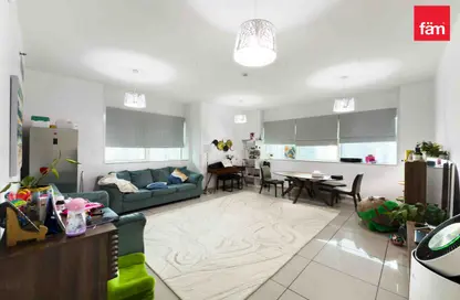 Apartment - 2 Bedrooms - 3 Bathrooms for sale in Marina Pinnacle - Dubai Marina - Dubai