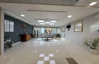 Full Floor - Studio for sale in One Lake Plaza - JLT Cluster T - Jumeirah Lake Towers - Dubai