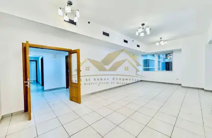 شقة - 2 غرف نوم - 3 حمامات للايجار في بلو تاور - شارع الشيخ زايد - دبي