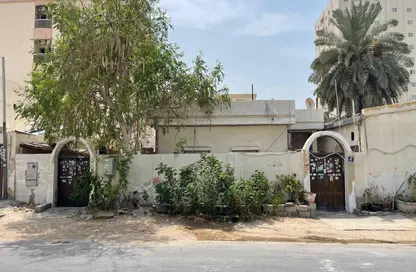 فيلا - 7 غرف نوم - 8 حمامات للبيع في أبراج النعيمية - النعيمية - عجمان