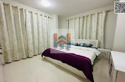 شقة - 2 غرف نوم - 2 حمامات للايجار في مساكن كورنيش عجمان - طريق كورنيش عجمان - عجمان