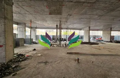 Retail - Studio - 1 Bathroom for rent in Garden City 2 - Jumeirah Garden City - Al Satwa - Dubai