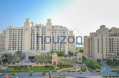 Apartment - 4 Bedrooms - 5 Bathrooms for rent in Golden Mile 8 - Golden Mile - Palm Jumeirah - Dubai
