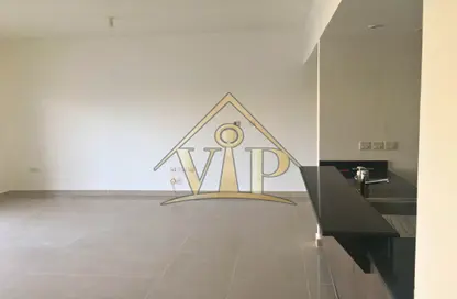 Apartment - 2 Bedrooms - 3 Bathrooms for sale in Tower 28 - Al Reef Downtown - Al Reef - Abu Dhabi