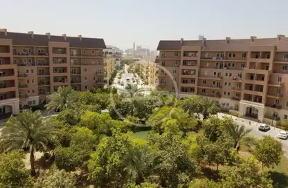 شقة - 2 غرف نوم - 3 حمامات للايجار في سيرك ديكنز 3 - سيرك ديكنز - مدينة السيارات - دبي
