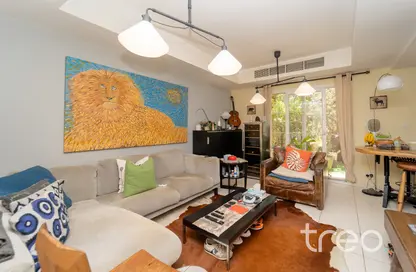 Villa - 2 Bedrooms - 3 Bathrooms for sale in Springs 14 - The Springs - Dubai