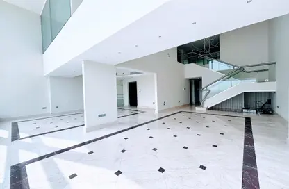 Apartment - 3 Bedrooms - 4 Bathrooms for rent in Jumeirah Living - World Trade Centre Residence - World Trade Center - Dubai