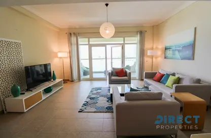 Apartment - 1 Bedroom - 2 Bathrooms for rent in Al Das - Shoreline Apartments - Palm Jumeirah - Dubai