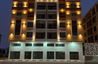 عمارة بالكامل - 8 غرف نوم - 8 حمامات للبيع في 3 المويهات - المويهات - عجمان