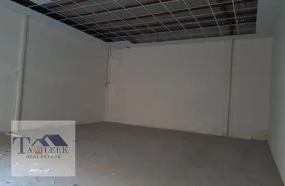 Empty Room image for: Warehouse - Studio - 1 Bathroom for rent in Al Jurf 2 - Al Jurf - Ajman Downtown - Ajman, Image 1