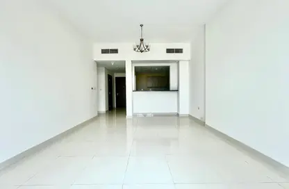 Apartment - 2 Bedrooms - 3 Bathrooms for rent in Ayedh Tower - Al Jaddaf - Dubai
