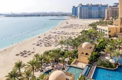 Penthouse - 4 Bedrooms - 5 Bathrooms for sale in Marina Residences 3 - Marina Residences - Palm Jumeirah - Dubai