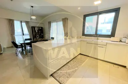 Apartment - 3 Bedrooms - 3 Bathrooms for sale in Zahra Apartments 2B - Zahra Apartments - Town Square - Dubai