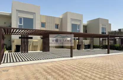 شقة - 2 غرف نوم - 2 حمامات للايجار في أوربانا ستاكد هاوس بلوك 30 - اعمار الجنوبية - دبي الجنوب (مركز دبي العالمي) - دبي