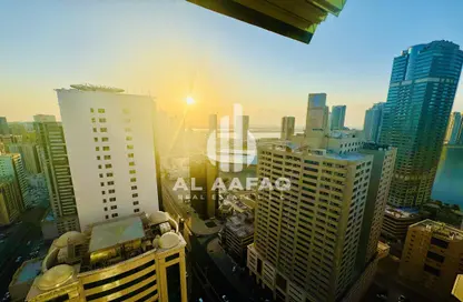 شقة - غرفة نوم - 2 حمامات للايجار في برج منازل 5 - شارع التعاون - التعاون - الشارقة