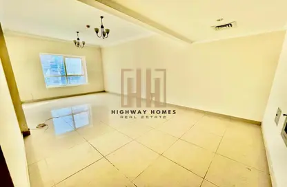 Apartment - 2 Bedrooms - 3 Bathrooms for rent in New Al Taawun Road - Al Taawun - Sharjah