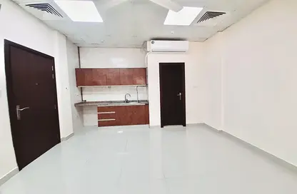 Apartment - Studio - 1 Bathroom for rent in The Square 2 - Muwaileh Commercial - Sharjah
