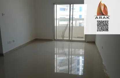 Apartment - 2 Bedrooms - 2 Bathrooms for rent in Geepas Building 3 - Al Rashidiya 2 - Al Rashidiya - Ajman